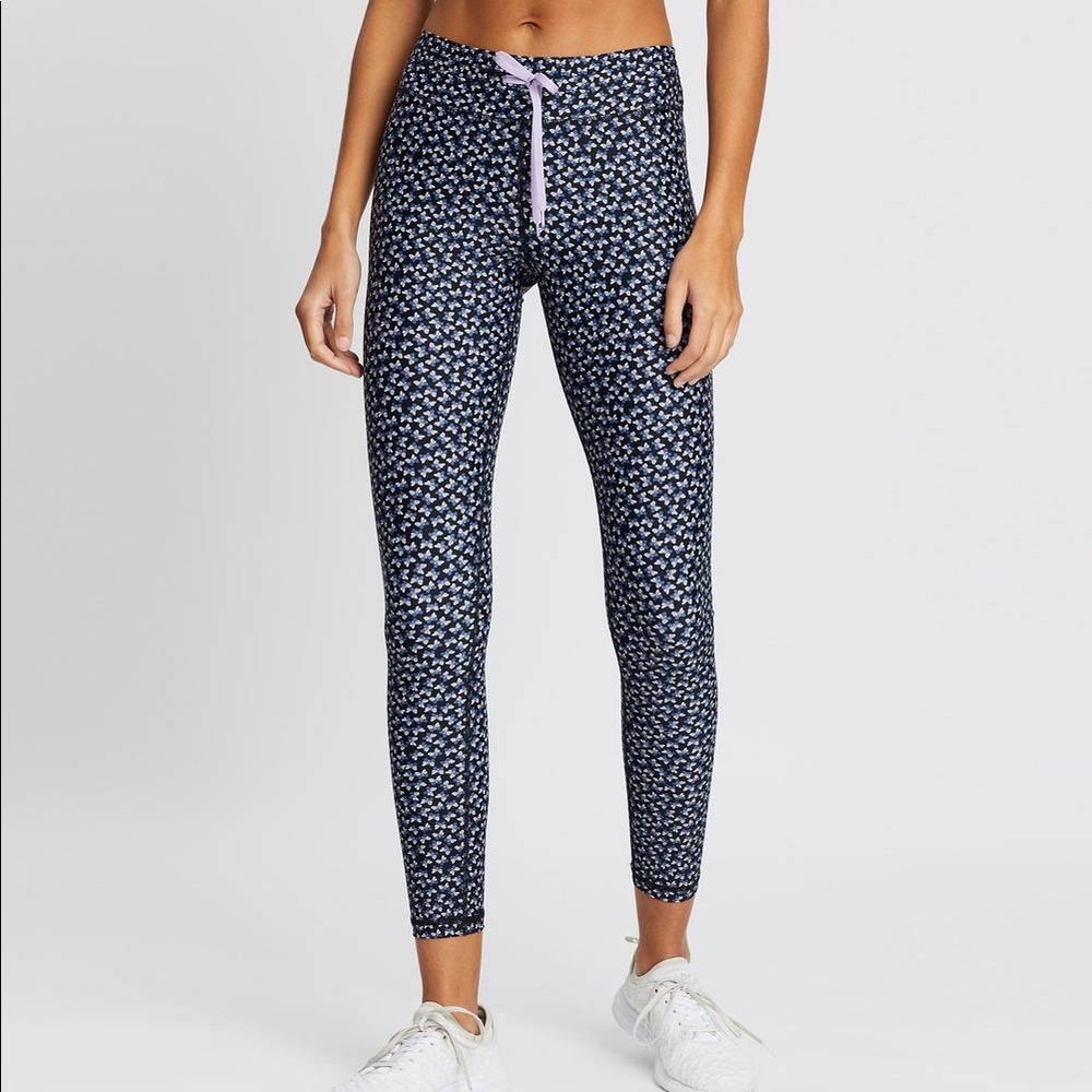 THE UPSIDE Women’s Butterflies Yoga Leggings- Sz L